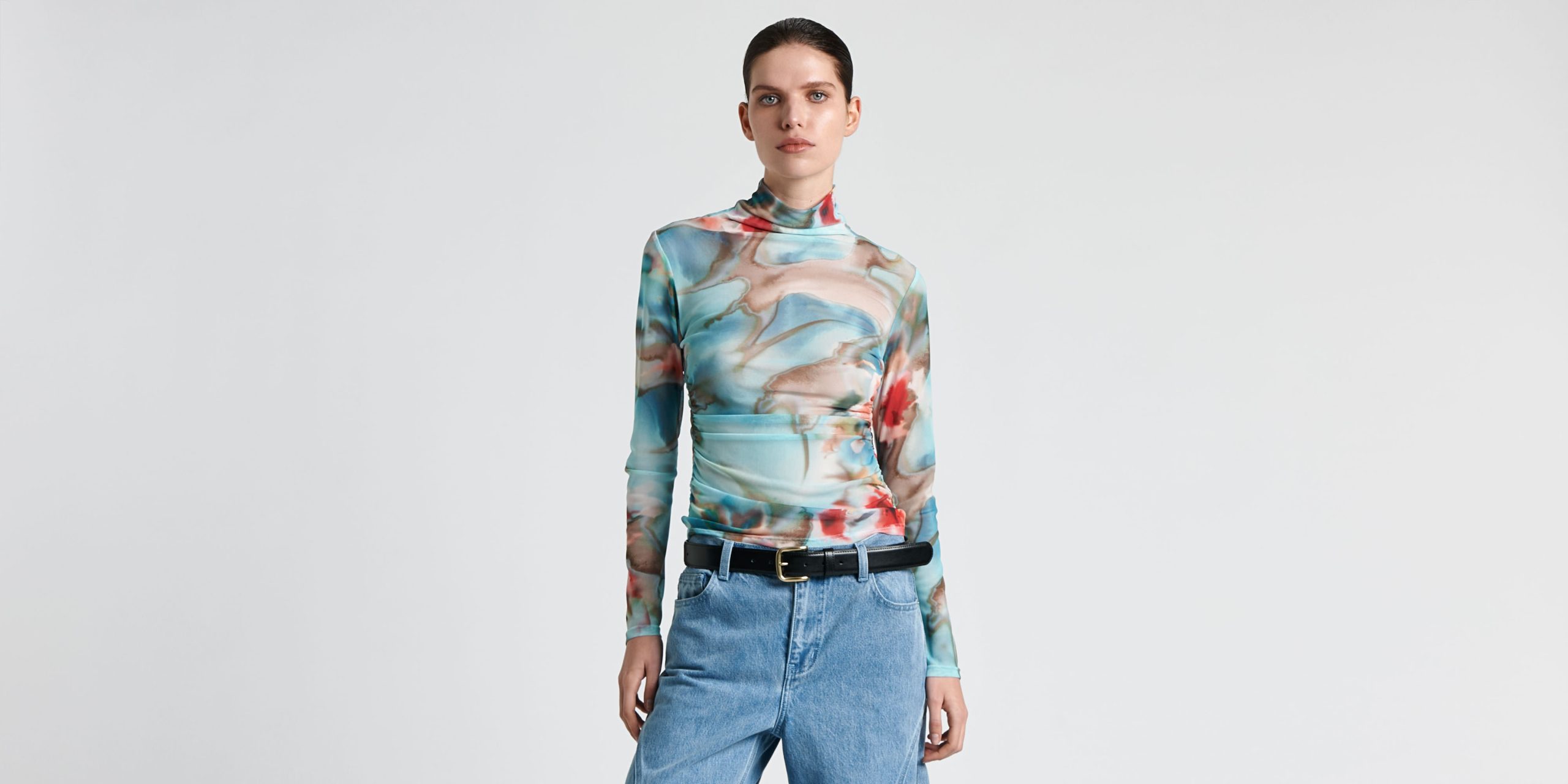 shoot-studio-cue-archive-printed-top-aqua-multicolour-front-banner