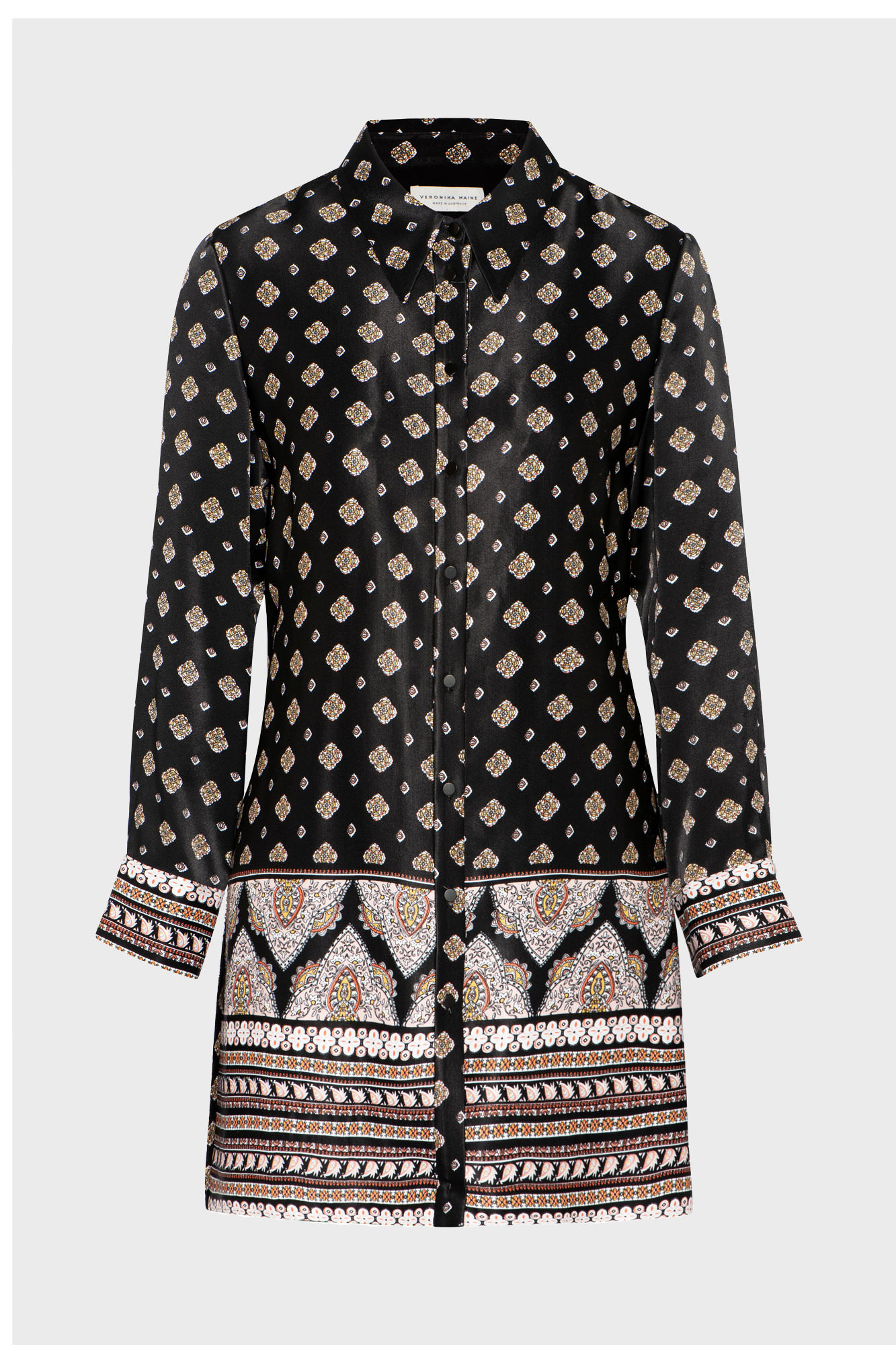 veronika-maine-fashion-ecommerce-black-border-print-shirt-product-front